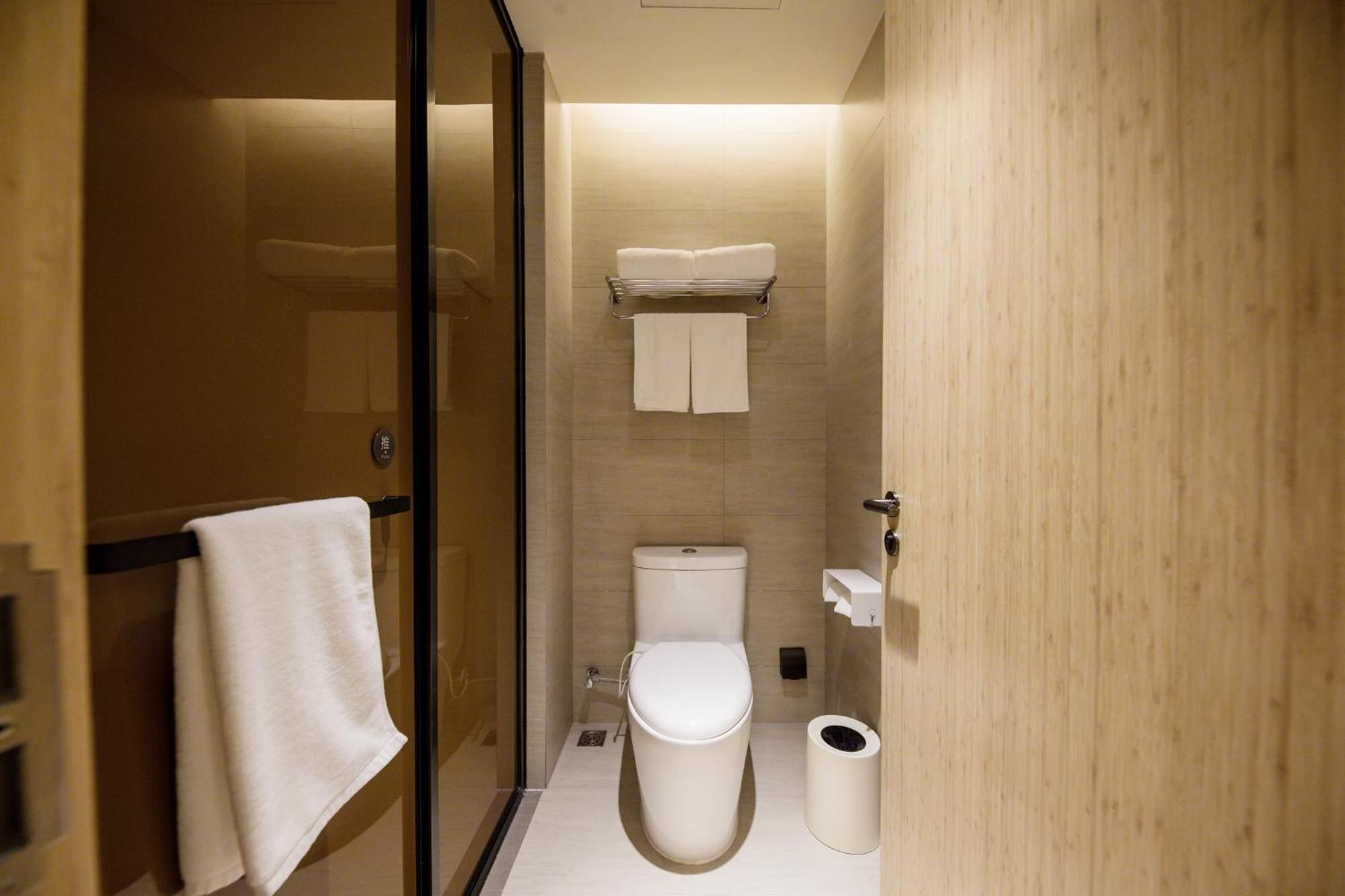 Ji Hotel Shanghai The Bund Jinling East Road Exterior photo